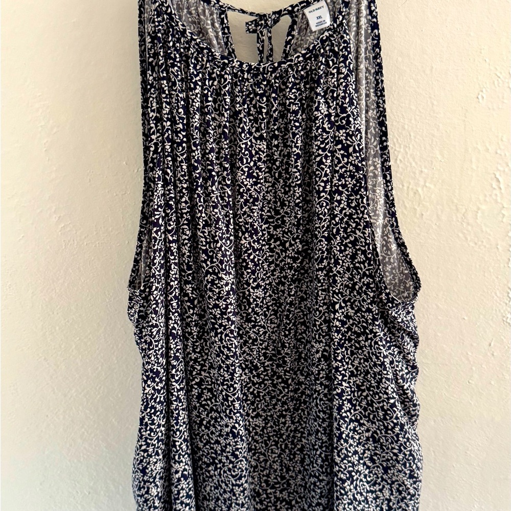 NEW! Old Navy Black and White Patterned Women's Summer Top Size 2XL